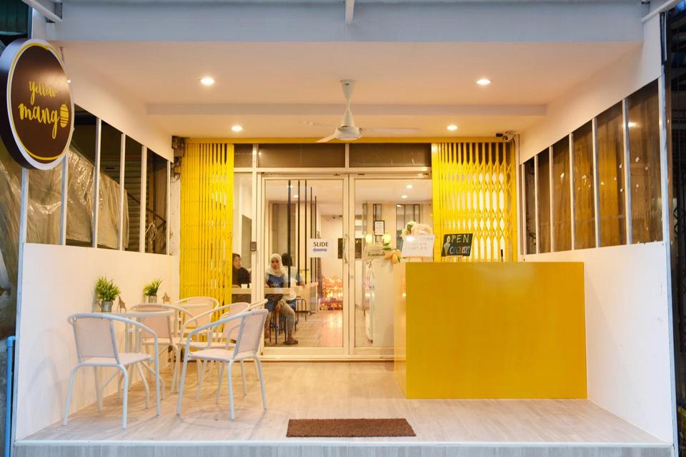 Yellow Mango Hostel, Bangkok, Thailand