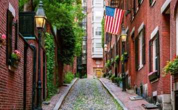 beacon hills, boston travel blog,boston travel guide blog,boston travel guide