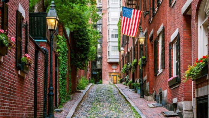 beacon hills, boston travel blog,boston travel guide blog,boston travel guide beacon hills, boston travel blog,boston travel guide blog,boston travel guide