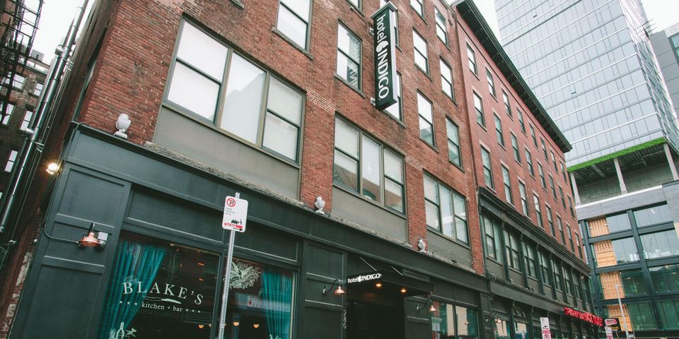 Holiday Inn Express Hotel and Suites Boston TD Garden