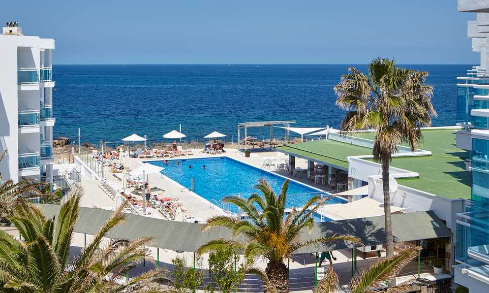 nereida-aparthotel