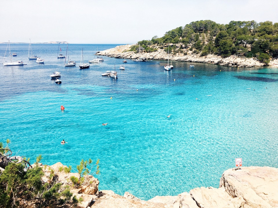 Cala-Saladeta-ibiza travel blog,ibiza island travel guide,ibiza island travel blog,ibiza trip blog (1)