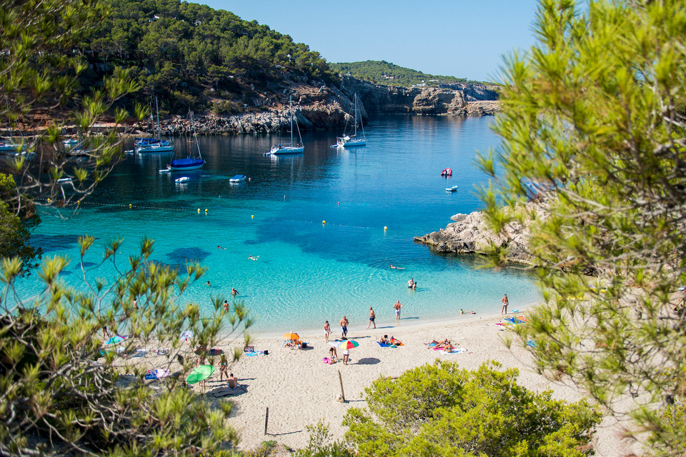 Cala-Saladeta-ibiza travel blog,ibiza island travel guide,ibiza island travel blog,ibiza trip blog (1)