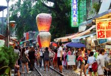 drop lantern in shifen taipei trip itinerary,what to do in taipei for 4 days,taipei itinerary,4 days 3 nights in taipei