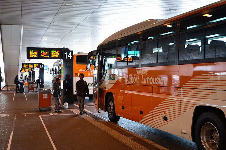 Tokyo Airport how to get from airport to tokyo,how to get from haneda airport to tokyo,how to get from narita airport to tokyo,