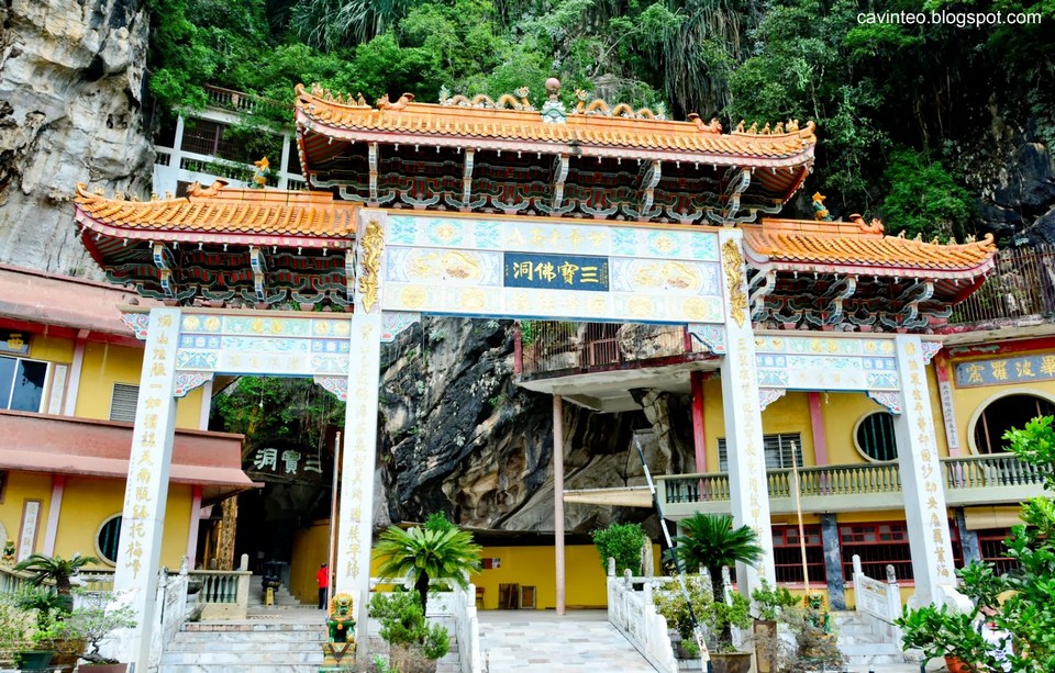 Sam Poh Tong Temple, ipoh (1)