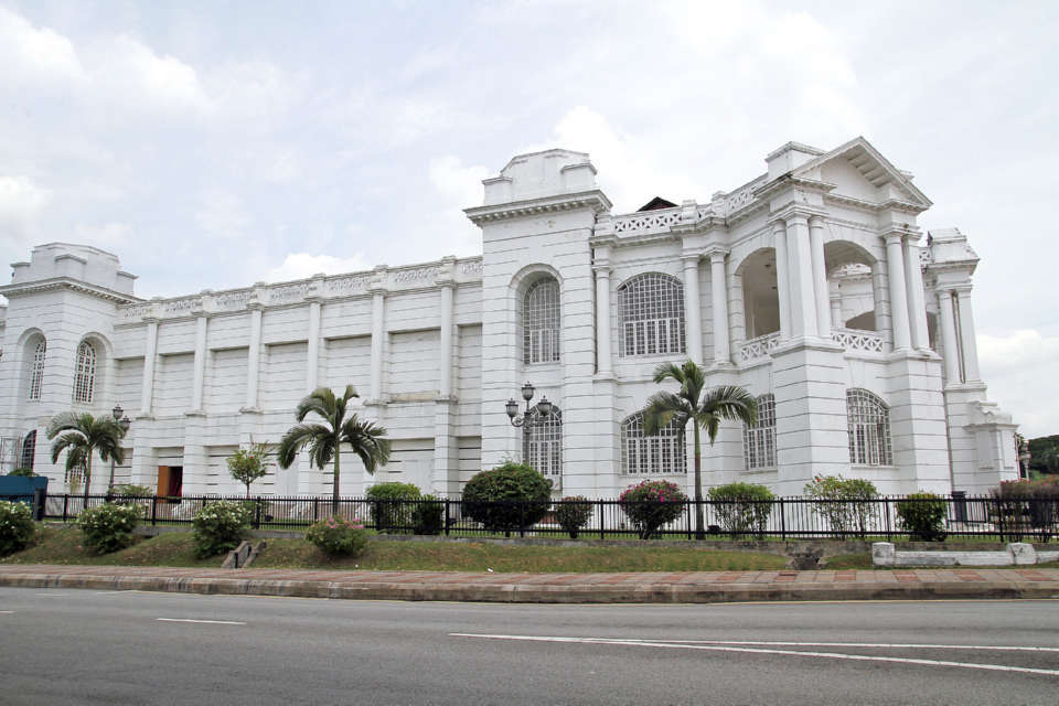 ipoh town hall city (4)