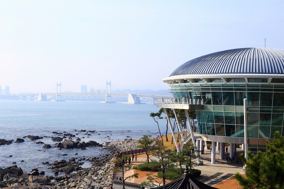 APEC House at Dongbaek