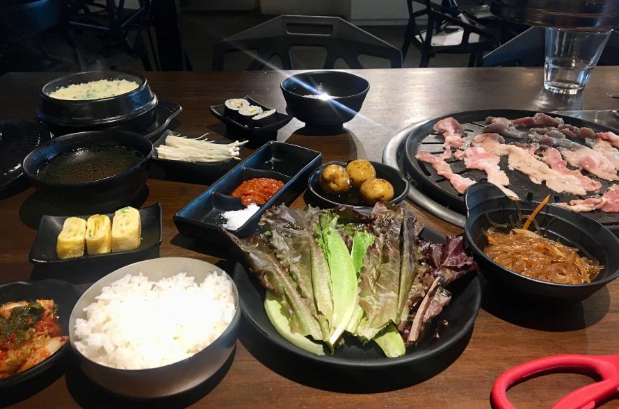 dinner at seoul station