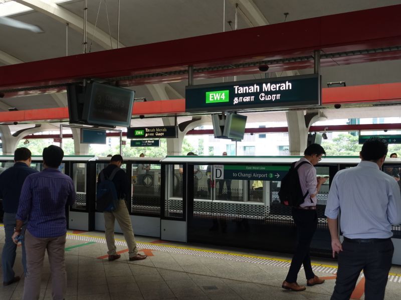 Tanah Merah MRT Station to changi.1