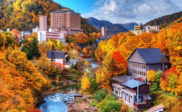 Sapporo weekend itinerary — How to spend 36 hours in Sapporo at the weekend? Sapporo has no rain in summer, the temperature is usually around 25 degrees Celsius and above, below 15 degrees Celsius in the late spring and early autumn.