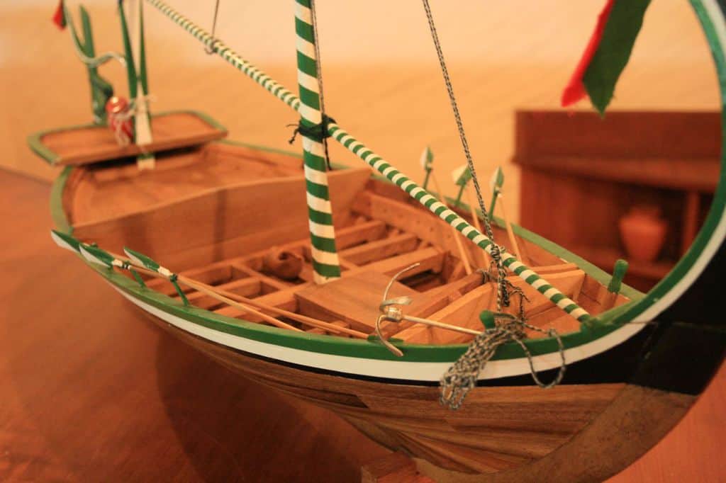 Dhoni boat model