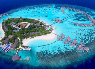 Hotel Centara Grand Island Resort & Spa Maldives