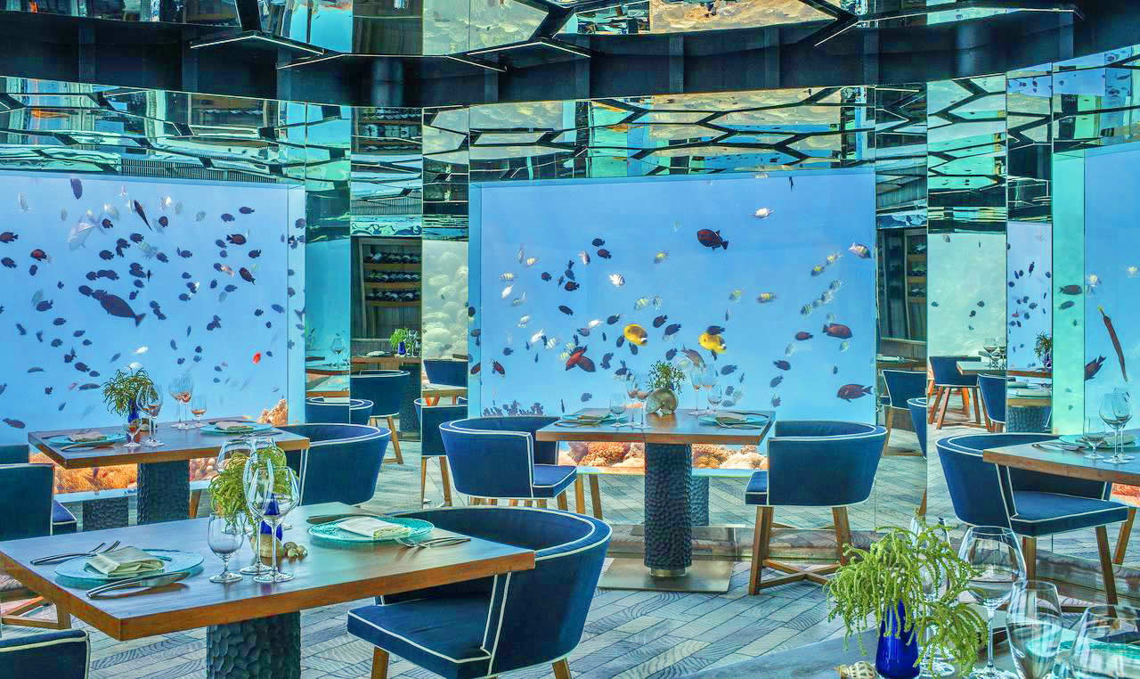 SEA restaurant in Anantara Kihavah