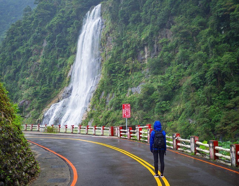 Wulai Waterfall