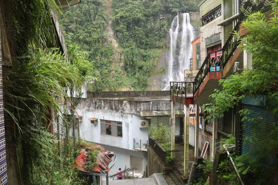 Wulai_Waterfall_taiwan
