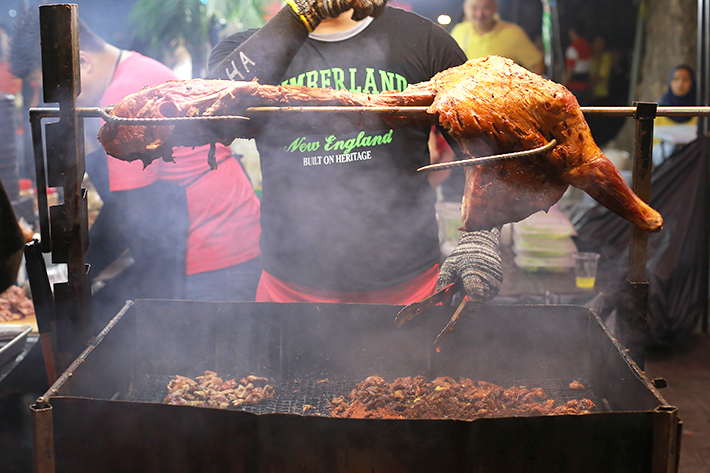 grilled lamb kuala lumpur,best street food in kl, best street food in kuala lumpur, street food kl,kl street food blog,street food kuala lumpur