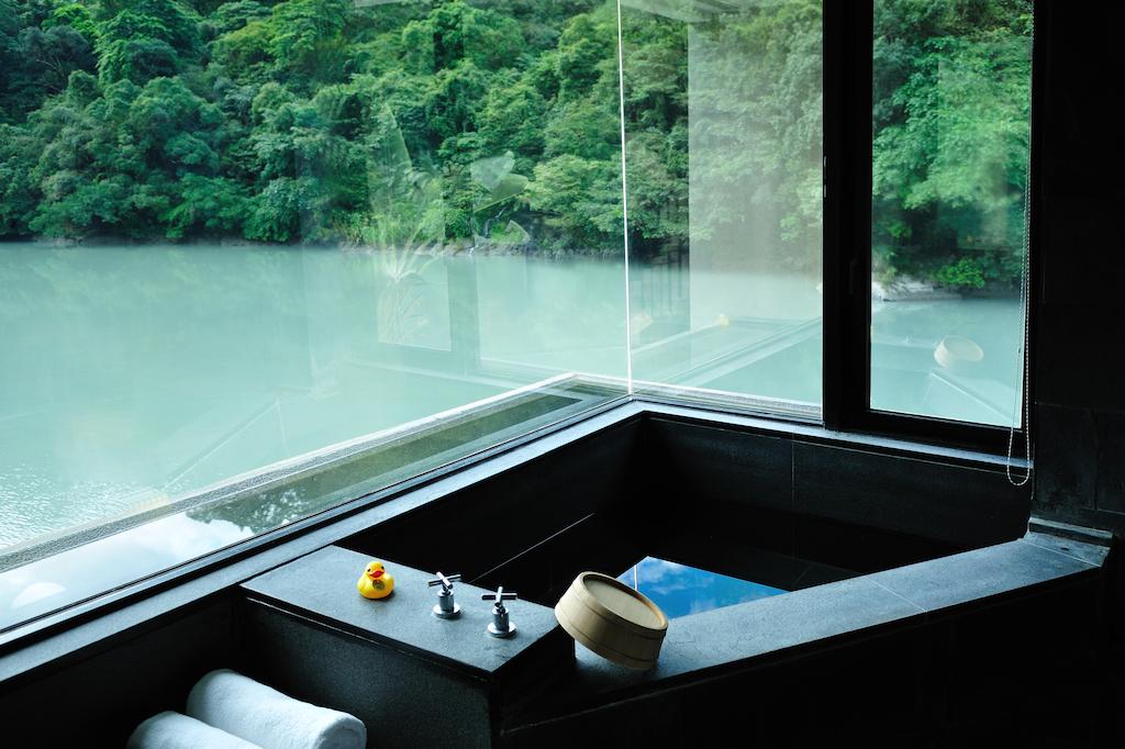 volando hot springs resort private bath1