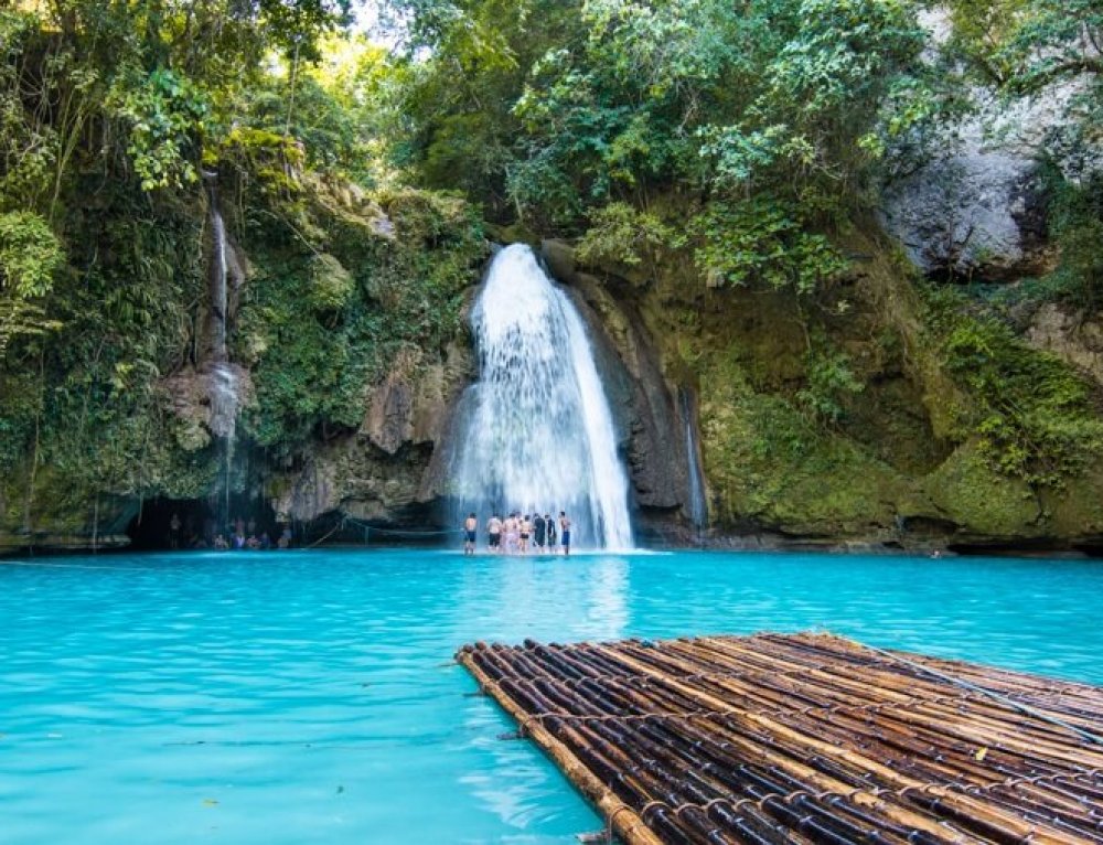 Kawasan Falls,cebu guide,cebu blog,cebu island travel guide,cebu travel blog,cebu travel guide,cebu trip blog (1)
