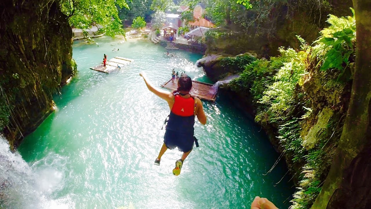 Kawasan Falls,cebu guide,cebu blog,cebu island travel guide,cebu travel blog,cebu travel guide,cebu trip blog (1)