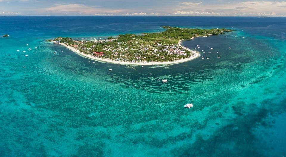 Malapascua-Island-,cebu guide,cebu blog,cebu island travel guide,cebu travel blog,cebu travel guide,cebu trip blog (2)