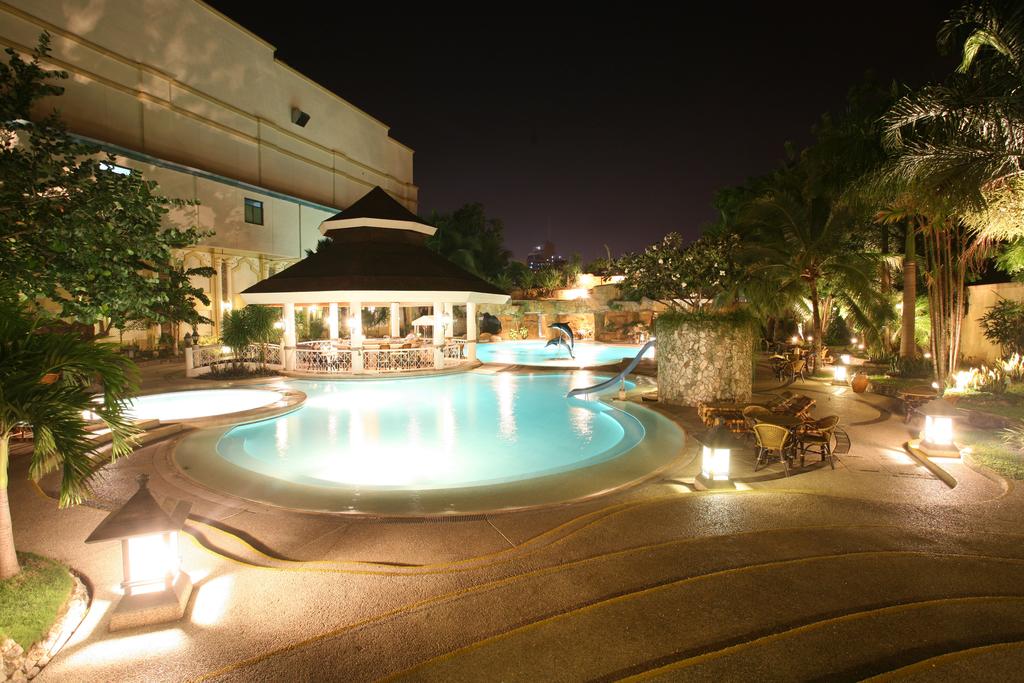 Waterfront Cebu City Hotel & Casino