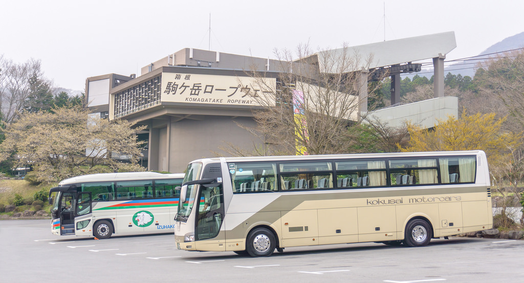 bus from tokyo to hakone