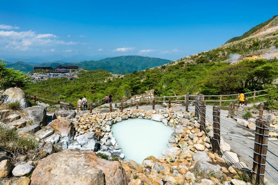 Owakudani Valley,hakone travel blog,hakone travel guide,hakone blog,2 days in hakone,hakone 2 day itinerary (1)