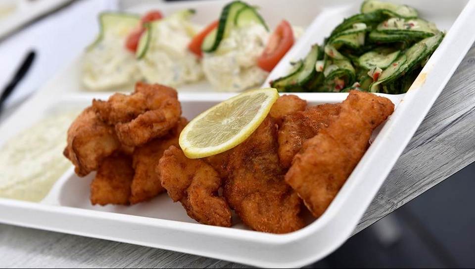 Kibbeling (Deep fried battered fish pieces) (3)