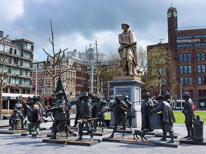 Rembrandtplein Square amsterdam (1)