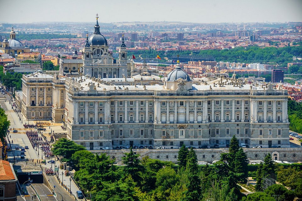 Royal Palace (Palacio Real De Madrid),Madrid blog,Madrid travel blog,Madrid travel guide blog,Madrid city guide (1)