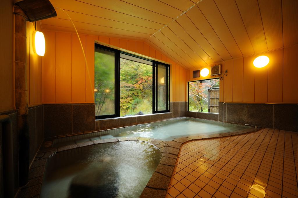 Semi Onsen Yamabuki no hana4