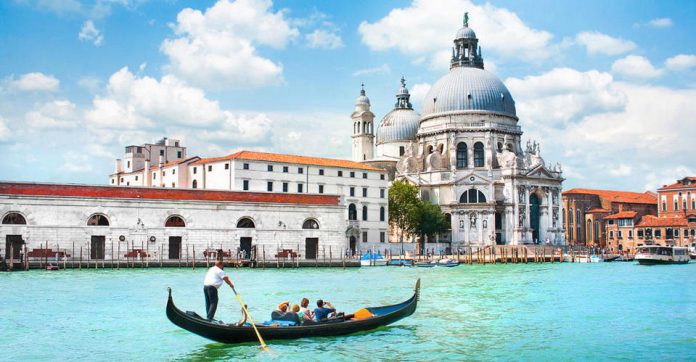 gondola venice (1)