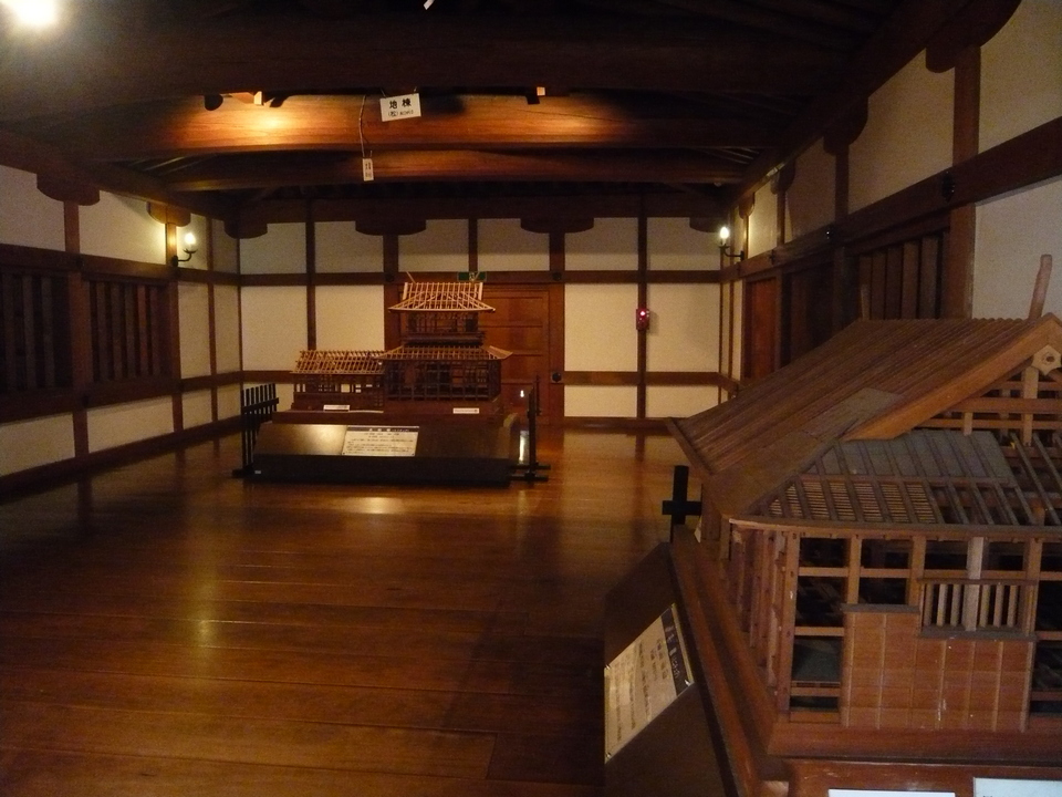 Hiroshima Castle,hiroshima travel blog,hiroshima blog (10)