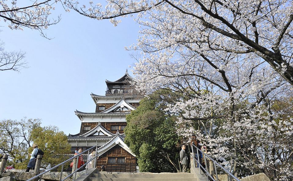 Hiroshima Castle,hiroshima travel blog,hiroshima blog (2)