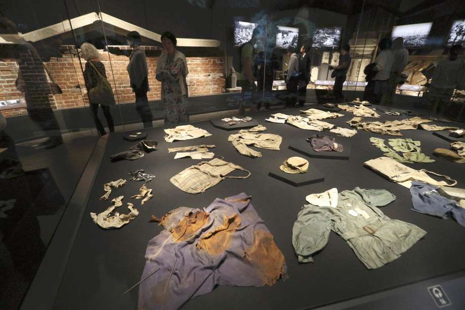 Hiroshima Peace Memorial Museum,hiroshima travel blog (1)