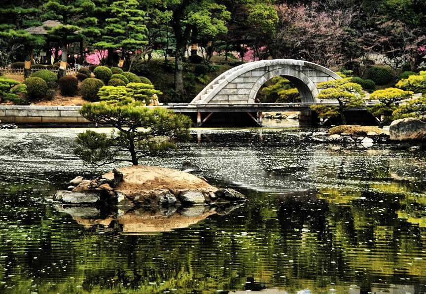 Shukkeien Garden hiroshima travel blog,hiroshima travel guide (1)