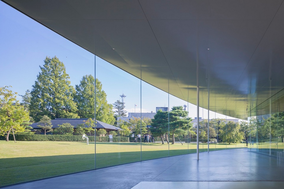 21st Century Museum of Contemporary Art,kanazawa travel blog (1)