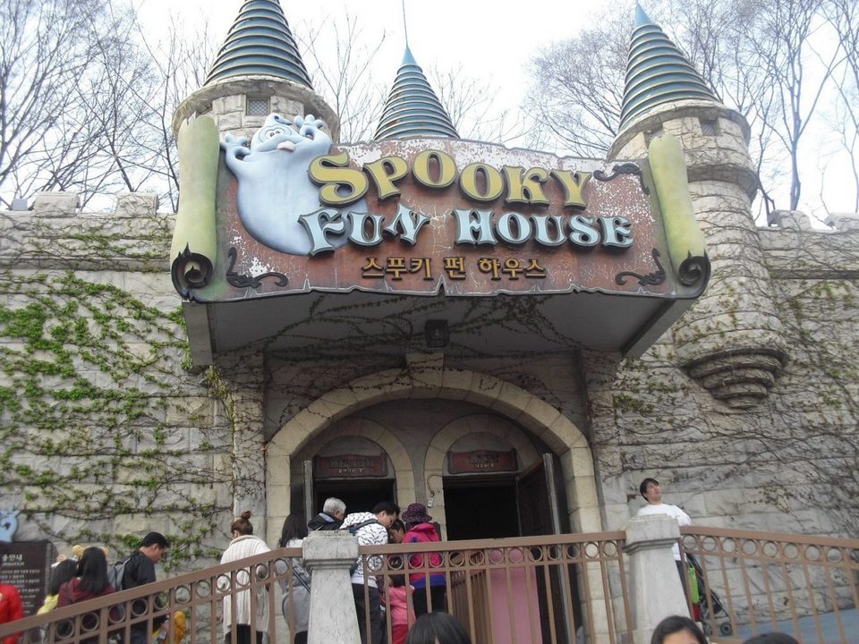 Spooky's Fun House, Magic Land, Everland, Korea