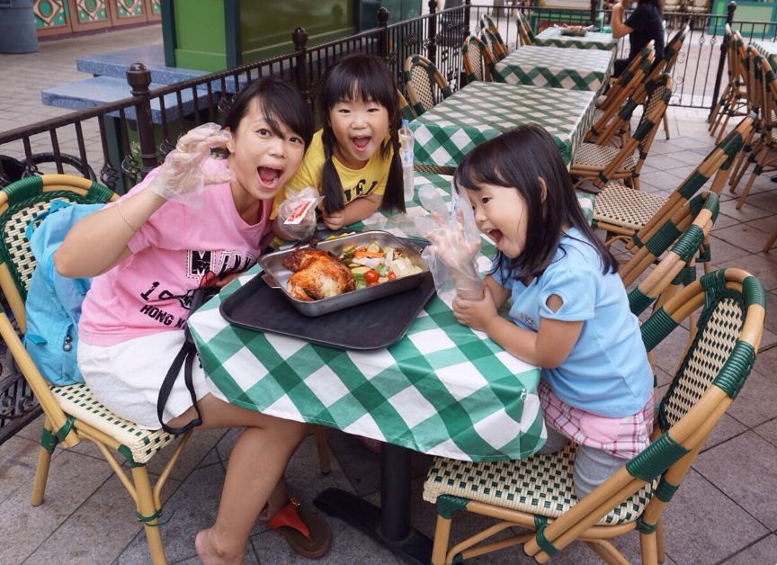 everland Holland Village dining
