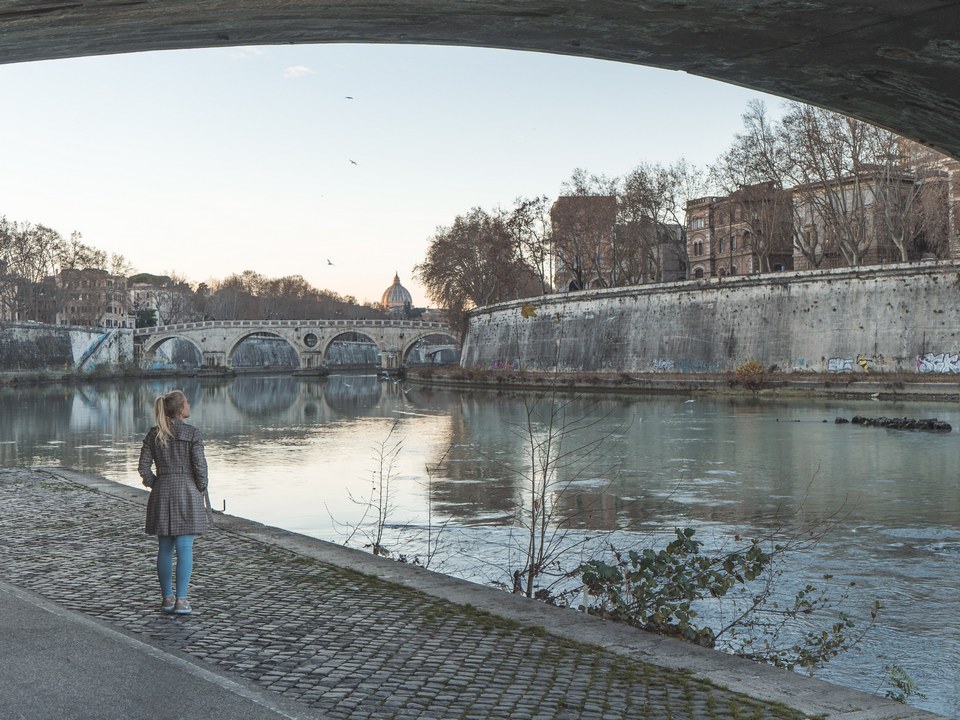 tiber river rome travel blog (2)