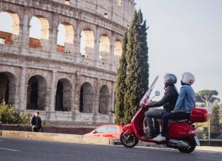 tour-of-rome-on-a-vespa-1
