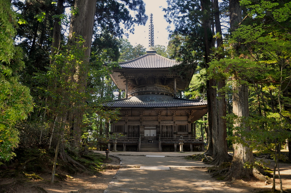 140613081711-mount-koya-2