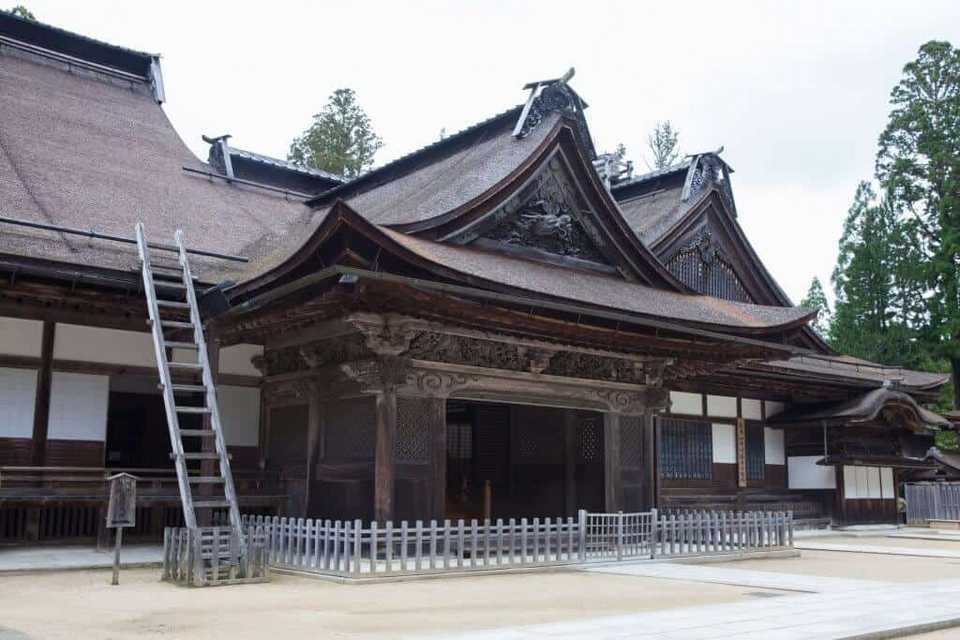Koyasan Danjo Garan (Sacred Temple Complex),wakayama travel blog (1)