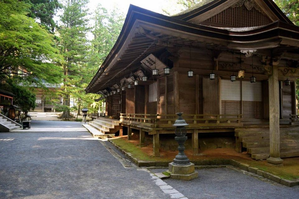 Koyasan Danjo Garan (Sacred Temple Complex),wakayama travel blog (1)