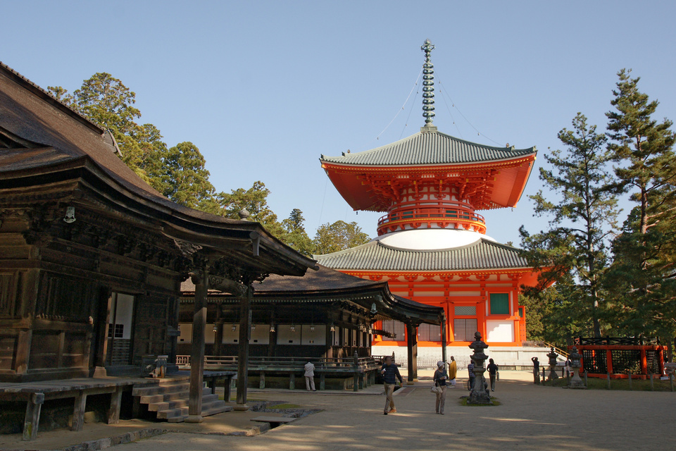 Koyasan Danjo Garan (Sacred Temple Complex),wakayama travel blog (1)