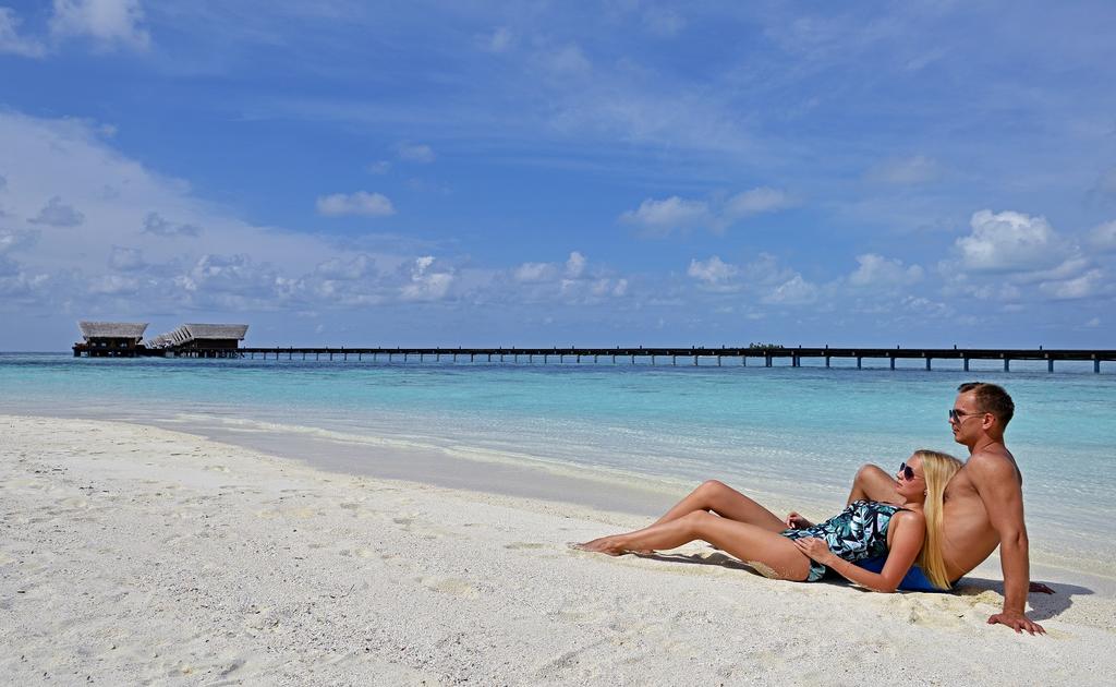 Adaaran Select Hudhuranfushi,best affordable maldives resorts,where to stay in maldives,where to stay in maldives which island is best,which resort to stay in maldives (16)