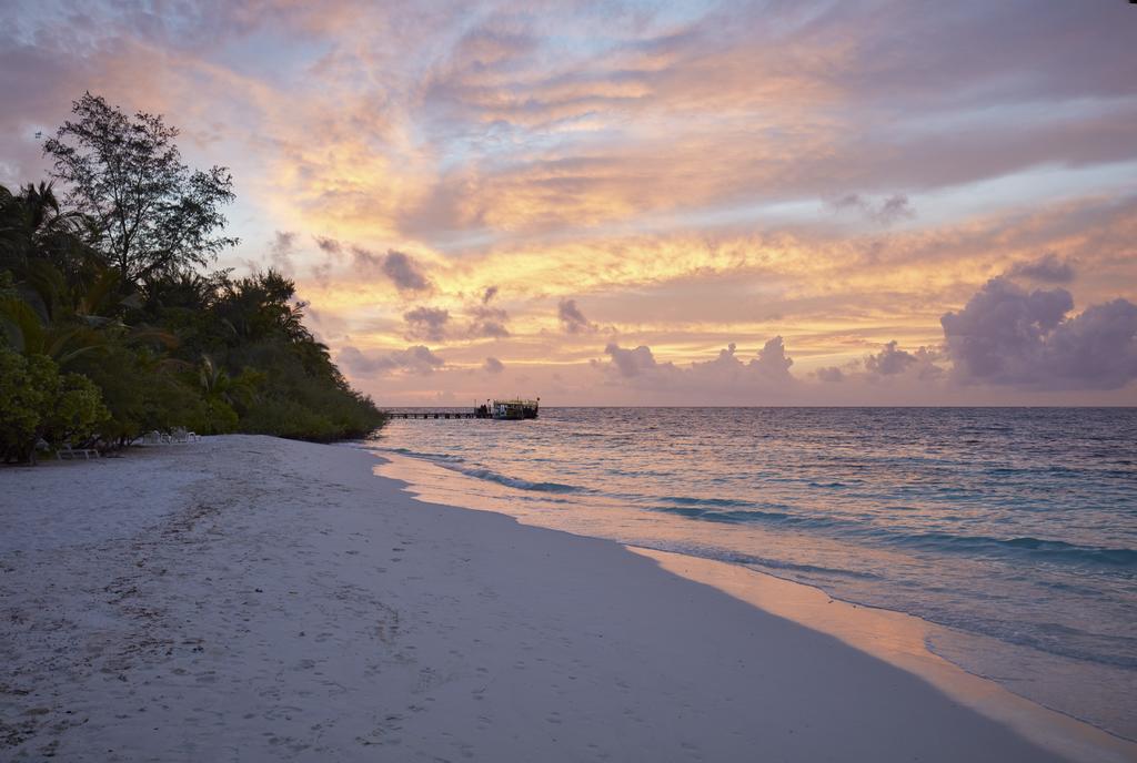 Adaaran Club Rannalhi,best affordable maldives resorts,where to stay in maldives,where to stay in maldives which island is best (10)
