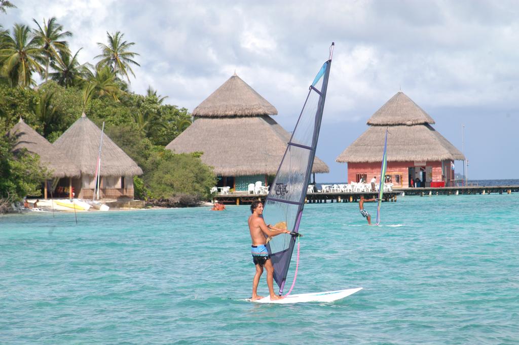 Adaaran Club Rannalhi,best affordable maldives resorts,where to stay in maldives,where to stay in maldives which island is best (16)
