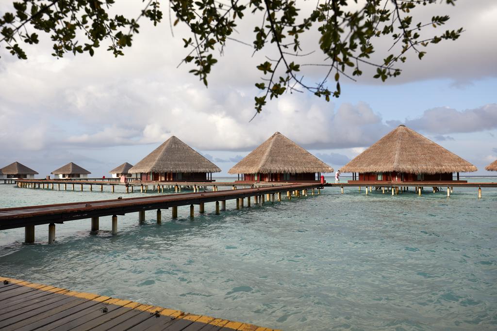 Adaaran Club Rannalhi,best affordable maldives resorts,where to stay in maldives,where to stay in maldives which island is best (8)